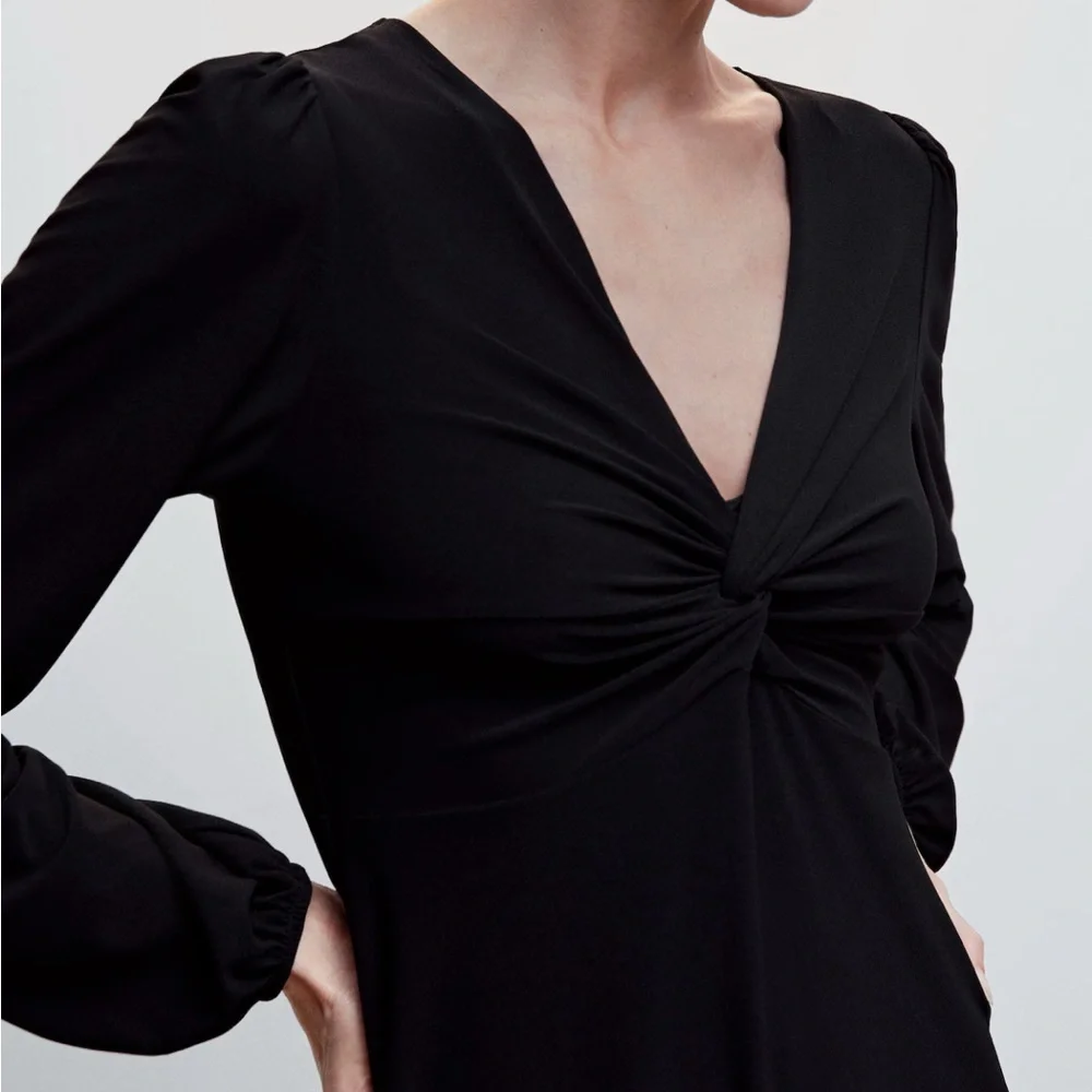 MANGO NEW Black Dress With Knot Detail Size Small - Picture 2 of 7